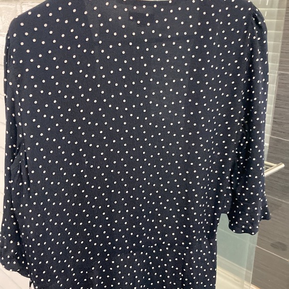 Adorable Loft wrap dress with SHORTS - Picture 6 of 6